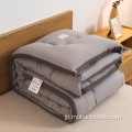 ベッド用の売れ筋綿100％の羽毛布団キルト